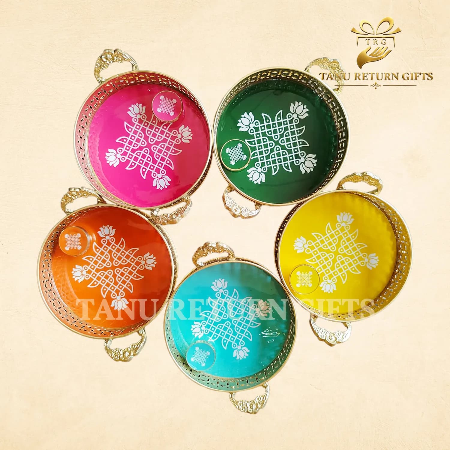 Kolam Tray 8 Inch with Brass Kolam Kumkum Dibbi Thamboolam Gift Combo - Image 4
