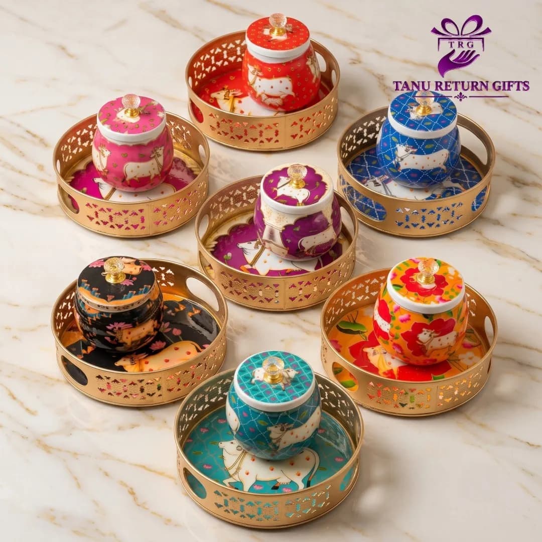 Pichwai Round Tray with Pichwai Jar - Image 2